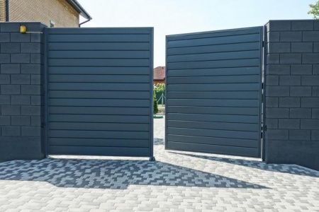 Pose d'un portail, les cl&eacute;s pour un projet durable et esth&eacute;tique